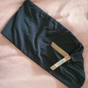 NWT- SKIMS FITS EVERYBODY BANDEAU